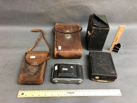 Collection of 5 Vintage Cameras, some in original Leather Cases