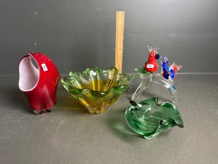 2 Murano Glass bowls + glass bird figurine and red/white glass bowl