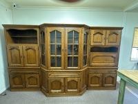 Large display wall unit - 3-piece