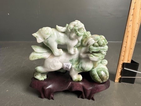 Boxed Nanyan Jade carving of double lion with wooden base