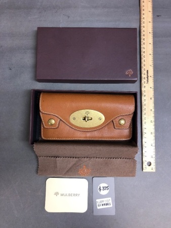 Brand New Mulberry Leather Purse in Box