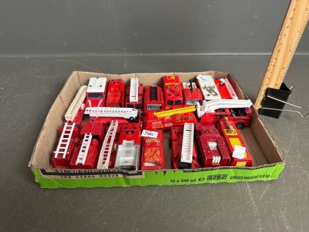 Tray of 20 Firetrucks Matchbox