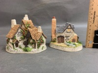 2 x David Winter Cottages - The Green Dragon Pub & The Smithy - 4