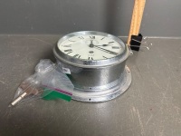 Sestrel Antique Ships Clock in working order with key - 3