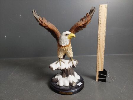 The fine Art Collection Bald Eagle Statue FA 200212H