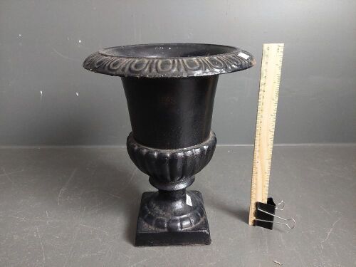 Heavy Cast Garden Urn Planter