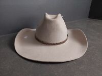 Original Akubra Pure Felt Hat Size 56 in excellent condition - 2