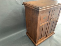 Early 20th Century German Selecta Sewing Machine in Nice Mahogany Cabinet - 6