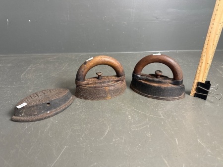 Antique Cast Iron Sad Irons x 3