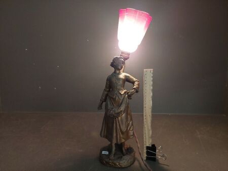 Bronze Look Metal Lady Lamp