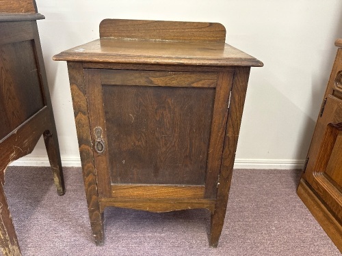 F. Trittoni House Furnishers Mid Century Side Board Cabinet