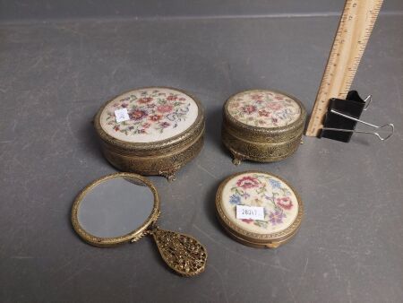 Antique Vanity Set & Compact