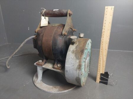 Vintage HINMAN MILKER (Brisbane) with GE electric motor