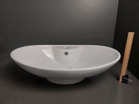 Oval shaped ceramic wash basin