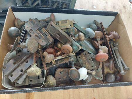 Large lot of vintage brass, steel and porcelain door hardware inc locks, knobs, hinges etc