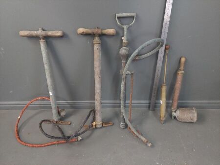 Assorted lot of brass and copper bike pumps and sprayers