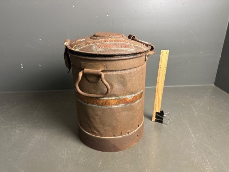 Vintage cream can with brass plaque (on lid and can) marked E.E Menzies, Ashbridge via Matong