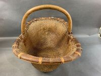 Large Antique Woven Chinese Basket with Timber Handle - 2