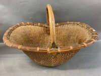 Large Antique Woven Chinese Basket with Timber Handle - 3
