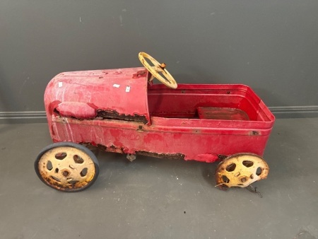 Vintage pedal cart for restoration or display