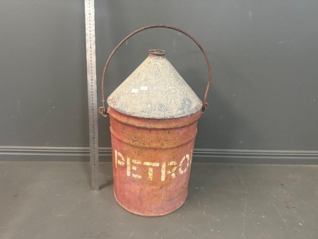 Vintage round 5gal (app) petrol can