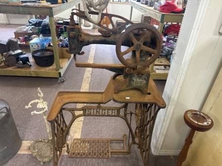 Antique industrial treadle Singer sewing machine - numbered 29K53