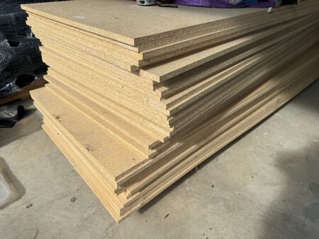 36 x MDF Timber 19mm 840 x 2720