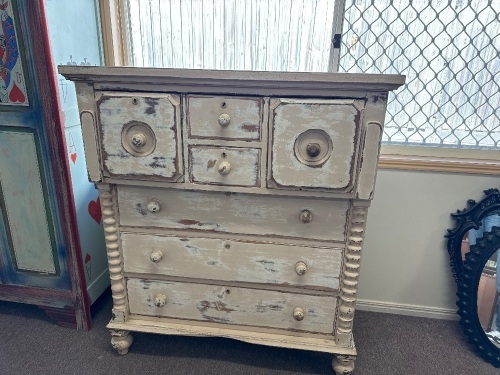 C1890 Farm House Chest