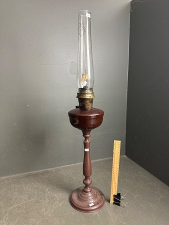 Tall Aladdin Brown Bake Lite Kerosene Lamp - app  820H