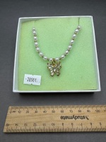 Superb Pearl Necklet with Ornate Diamonte Drop (Unused)