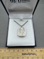 Hallmarket Birmingham 1916 Stirling Silver Opening Locket