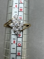 Rare 9ct Gold Ring with Divided Shank with 9 Stone Cluster - stamped 375 (unused) - 3