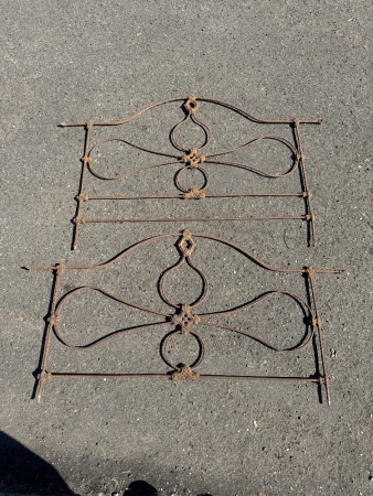 Antique Metal Bed Ends (Single)