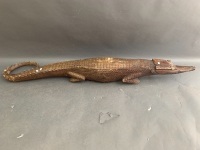 Large Vintage Carved PNG Croc with Looped Tail - 4