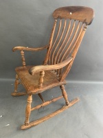 19th Century Elm & Beech Stickback Windsor Rocking Chair from Ireland - 2