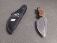 BUCK Rocky Mountain hunting knife marked 380 - 3