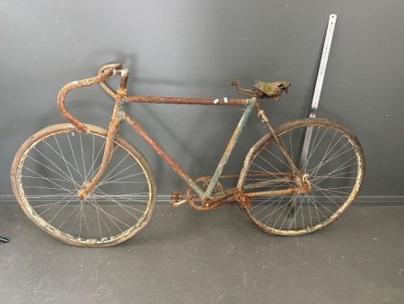 Vintage Malvern Star Racer Bike - for display/restoration