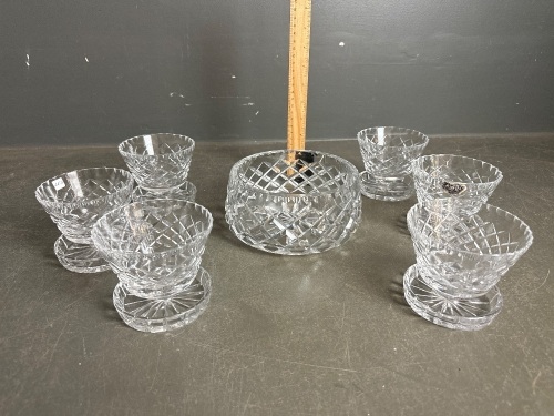 Quality 7 Piece Astra Crystal Fruit Set with matching side bowls