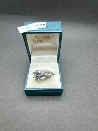 Unique Stirling Silver stamped 925 High Set Solitaire Ring with Spear Shaped Stone