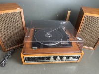 Garrard 6.200 C -His Masters Voice- Turntable with Pair of Sony Speakers - 2