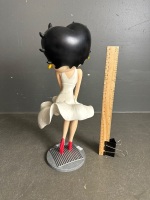 Betty Boop Figurine - 2