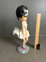 Betty Boop Figurine - 3