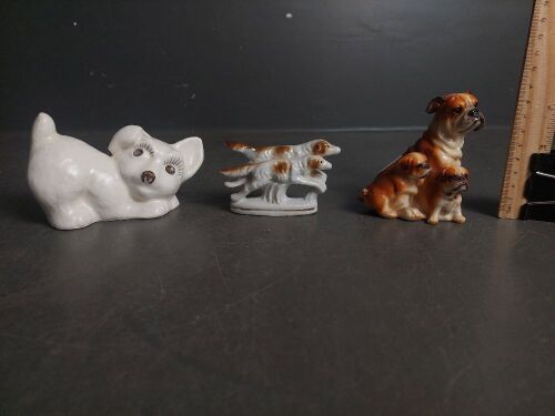 Sylvac Crouching Puppy plus Ceramic Puppy Friends