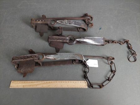 3 Rare Branded Vermon Traps marked Riger, Tonks & Vampire