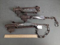 3 Rare Branded Vermon Traps marked Riger, Tonks & Vampire