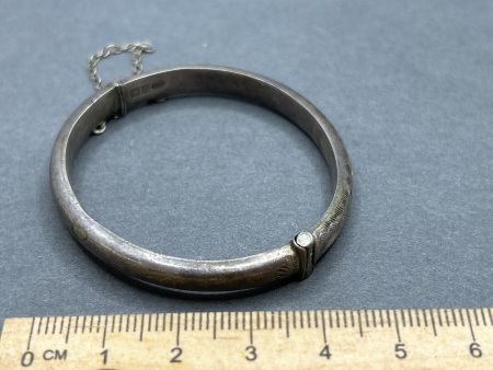 Antique Solid Hallmarked Childs Bangle