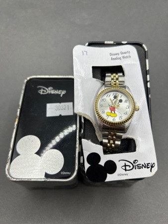 Disney Quartz Analog Watch - Mickey Mouse