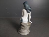  Nadal Porcelain Lady Figurine - Collectable  - 3