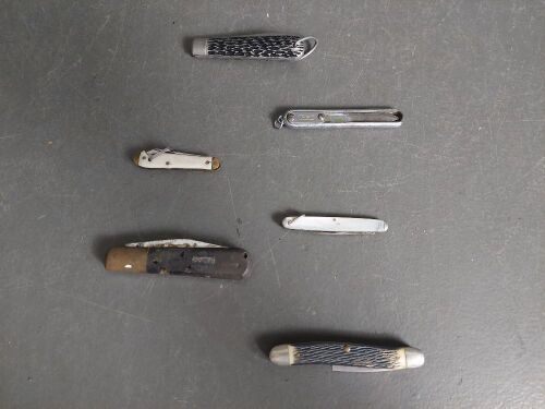 6 assorted pocket knives