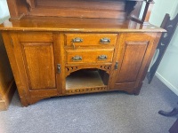 Mid Century Silky Oak Side Board - 3